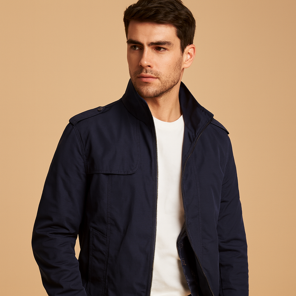 Men’s lightweight summer jacket with stand collar and practical pockets, suitable for daily wear, city walks, and casual or formal occasions.