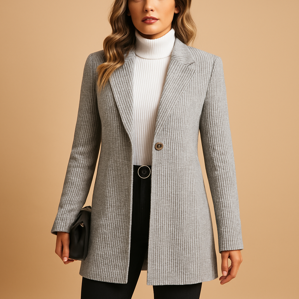 Tailored elegant blazer for women with a flattering fit and long sleeves, perfect for business settings and formal occasions.