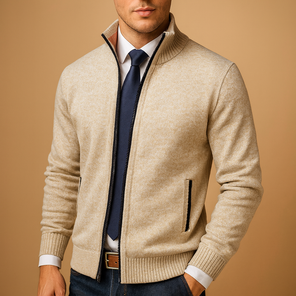 Modern zipped knit jacket for men in a warm and comfortable fit, ideal for autumn and winter everyday wear.